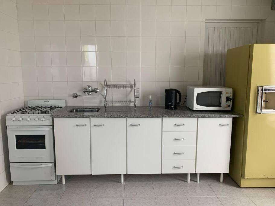 Amplio Dpto En El Corazon De Carhue Villa Eksteriør bilde